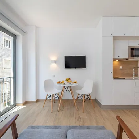 Orange 3 House - Chiado Studios-3
